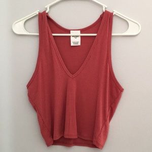 V-neck crop top